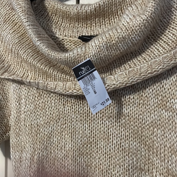 Knit Sweater Dress w/ Belt - Picture 4 of 4